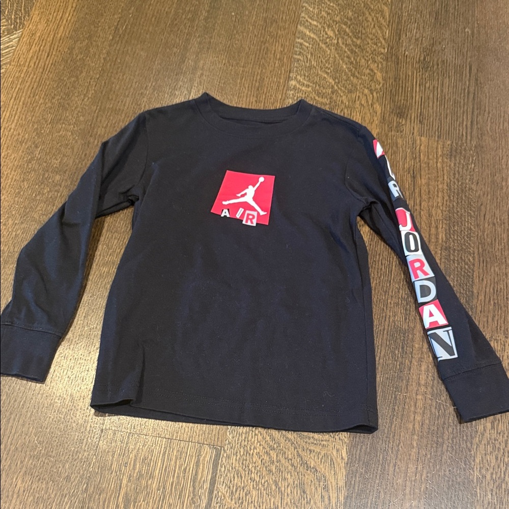 Nike Air Jordan Long Sleeve Tee Shirt